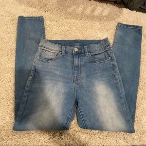 BDG high wasted skinny jeans